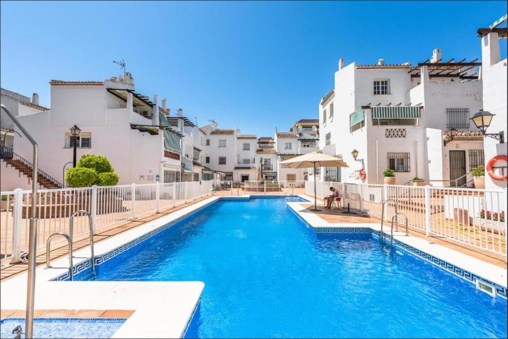 Apartamento Primera Linea De Playa Manilva Ngoại thất bức ảnh