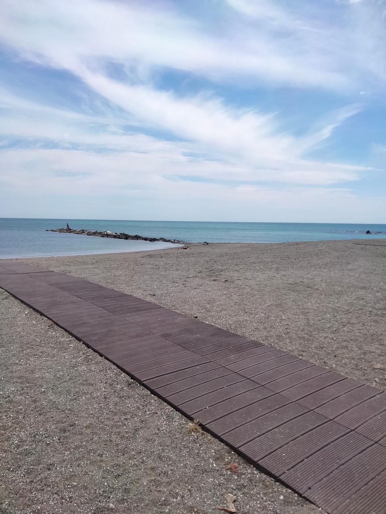 Apartamento Primera Linea De Playa Manilva Ngoại thất bức ảnh